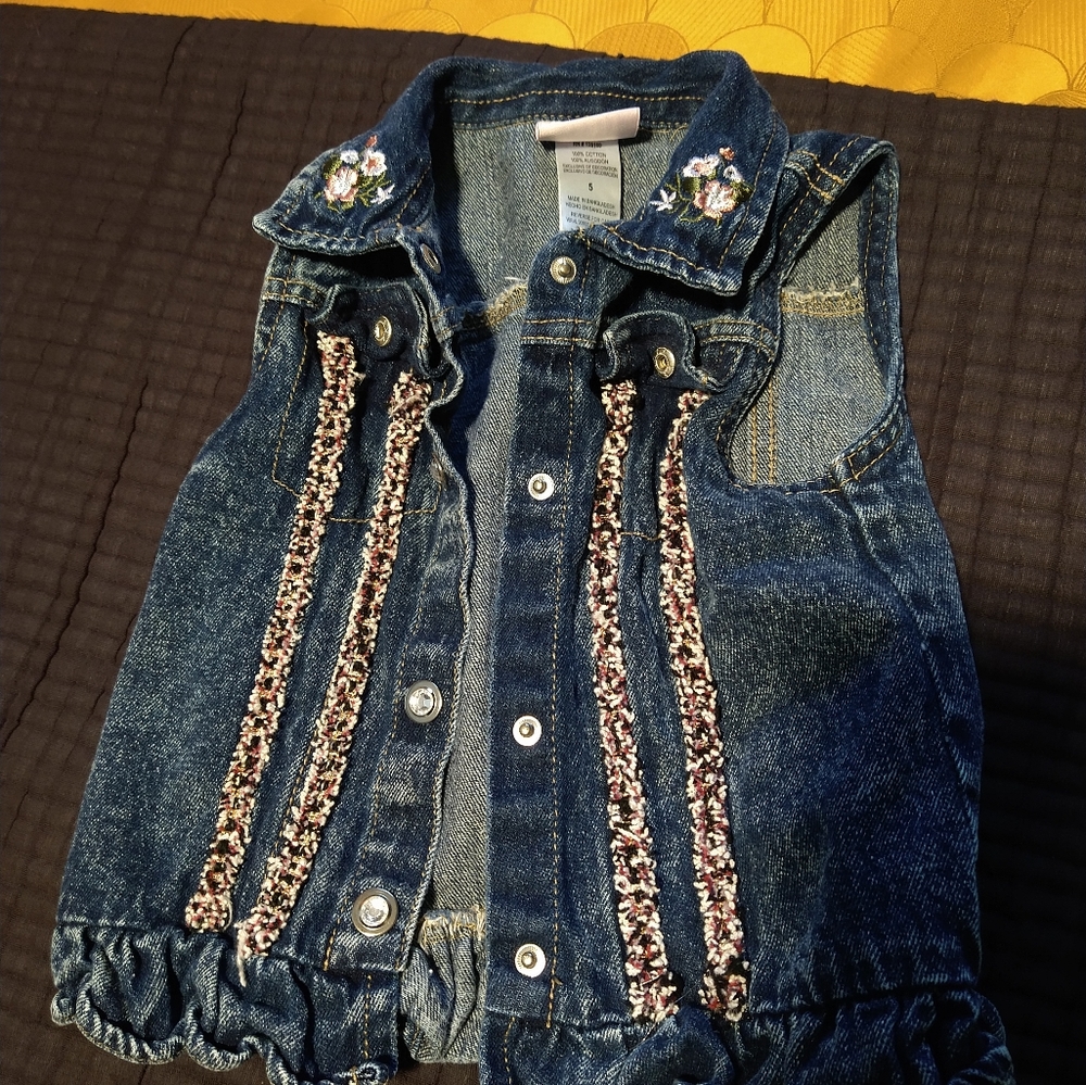 2 girls size 5 denim vests